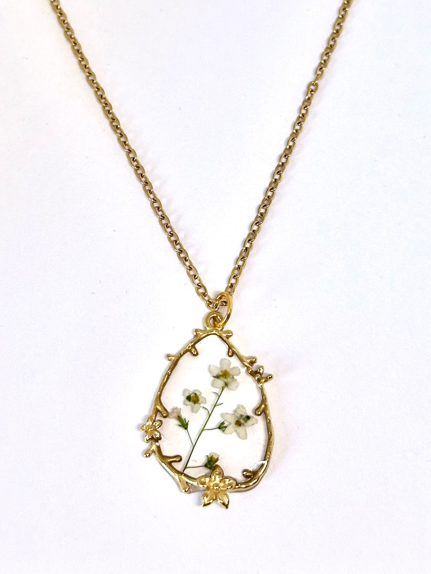 Collar ramo Nomeolvides BLANCAS