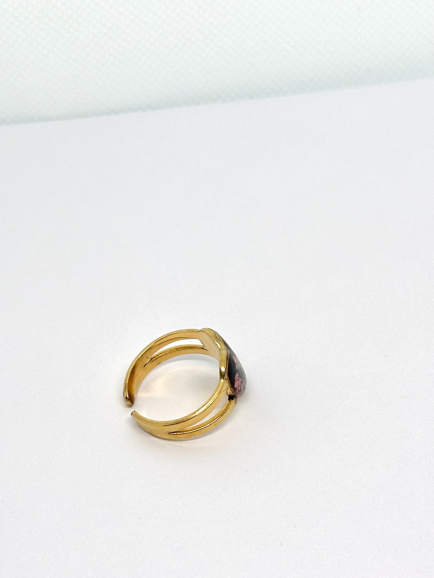 Anillo corazón nocturno