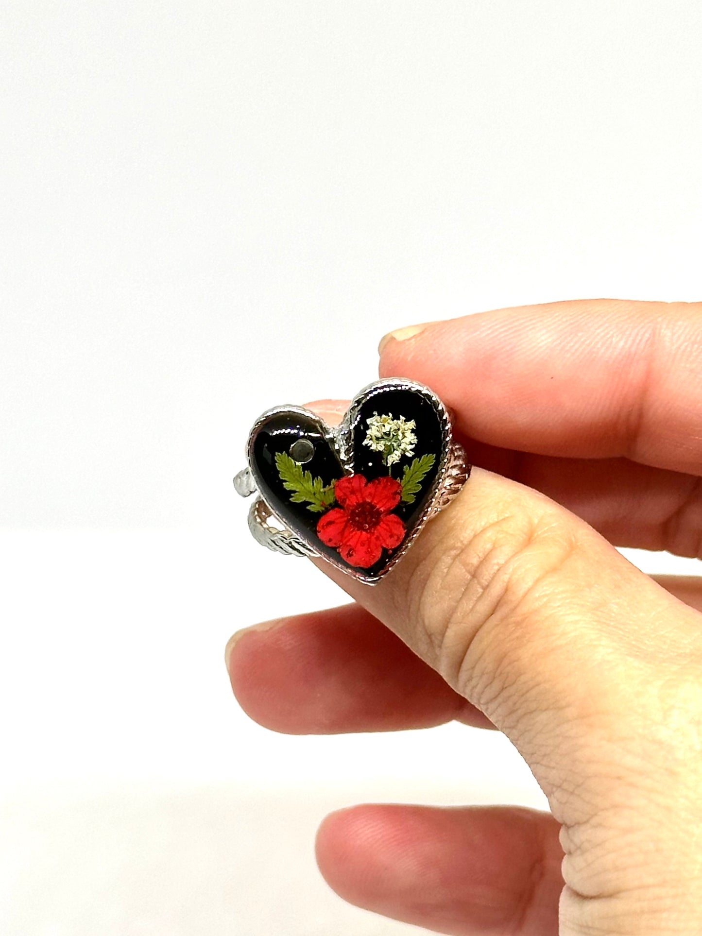 Hjärtring - röd blomma (veronica)