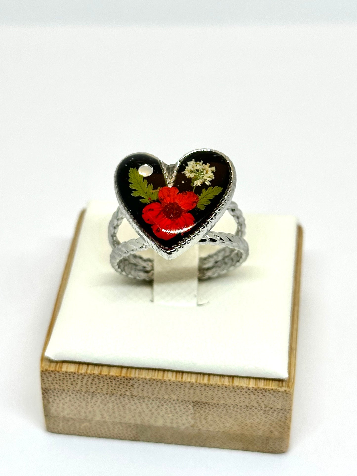 Hjärtring - röd blomma (veronica)