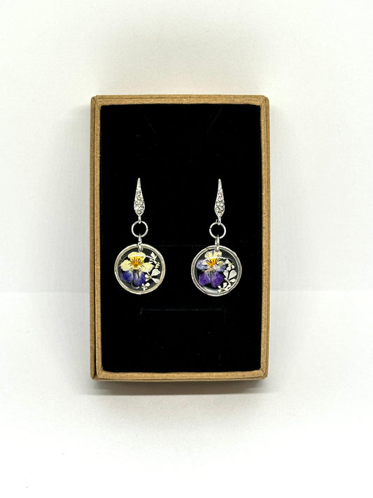 Mini violetta örhängen 