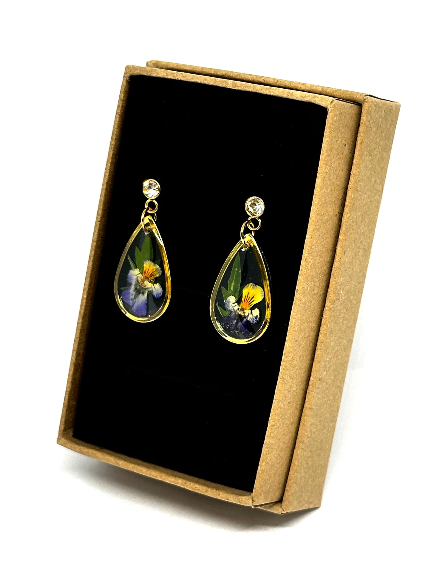 Mini violetta droppformade örhängen