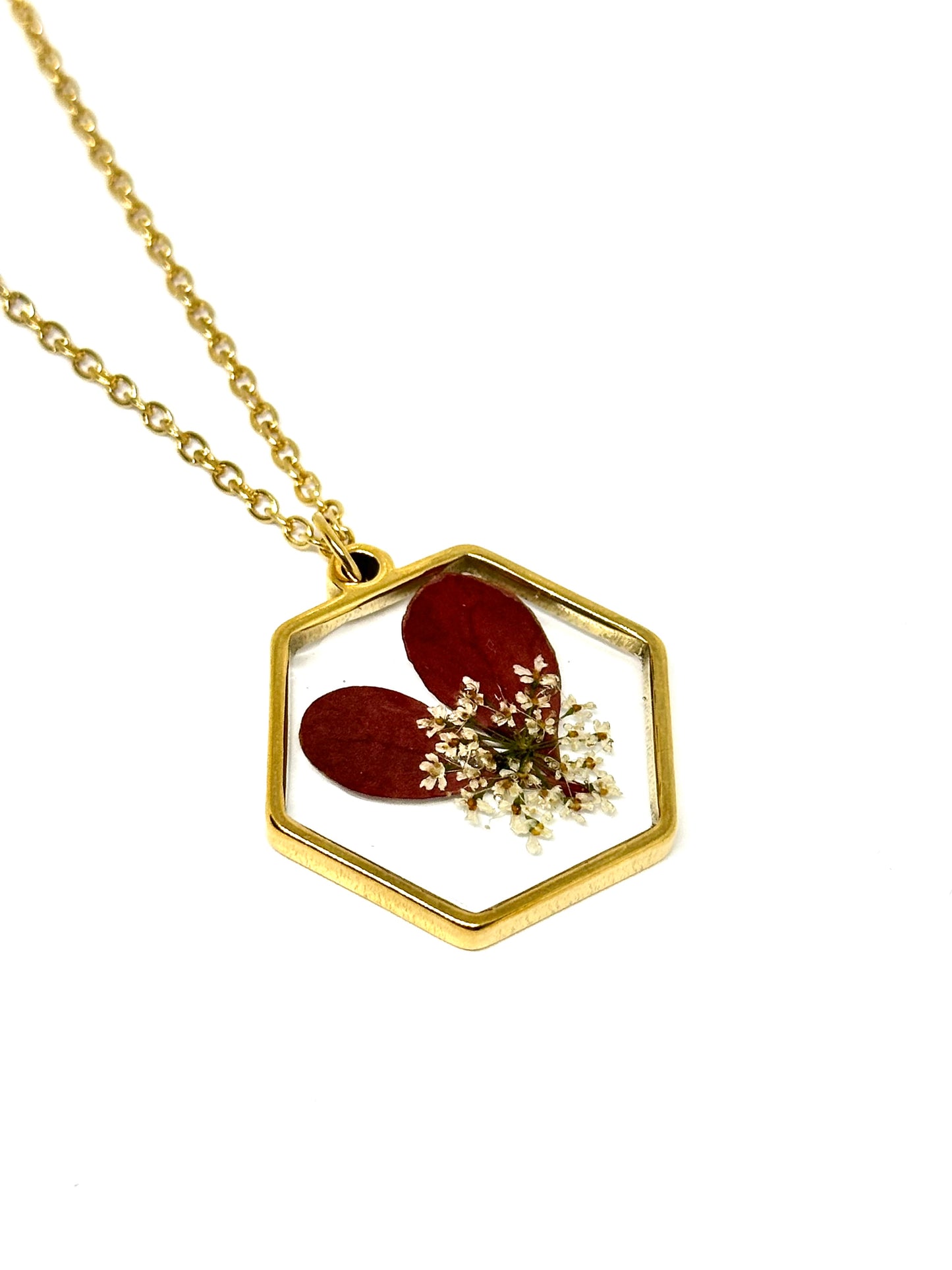 Halsband med höstlöv 