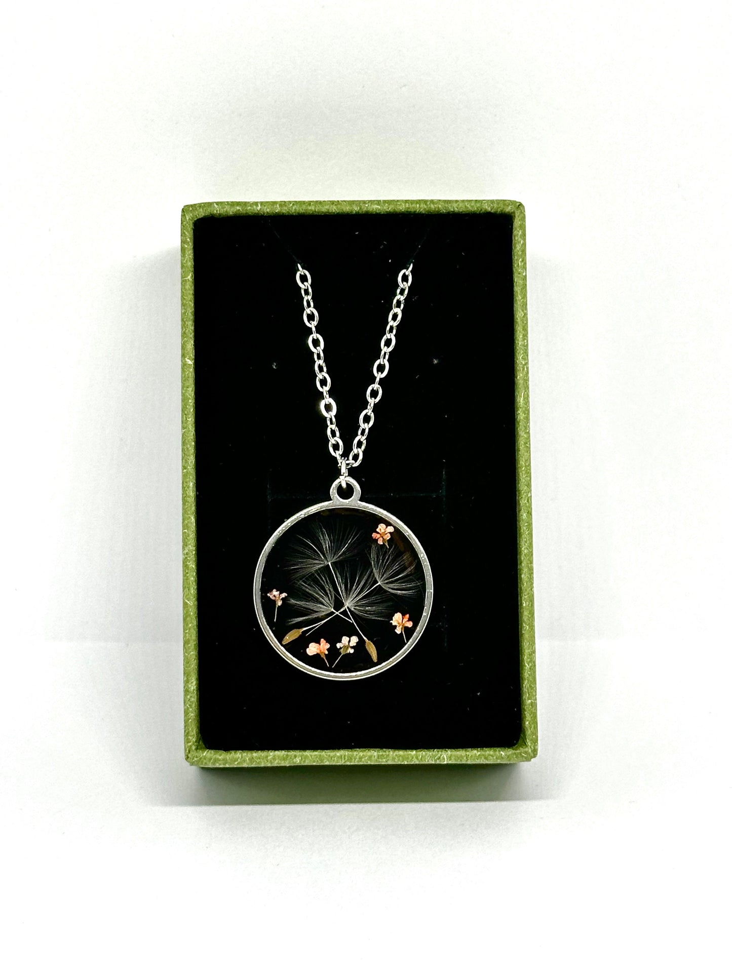 Runt maskroshalsband 