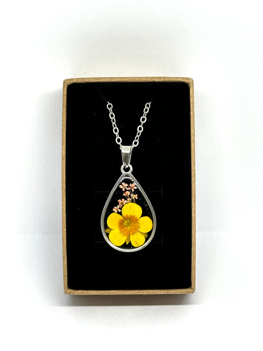 Smörblomma Dropphalsband