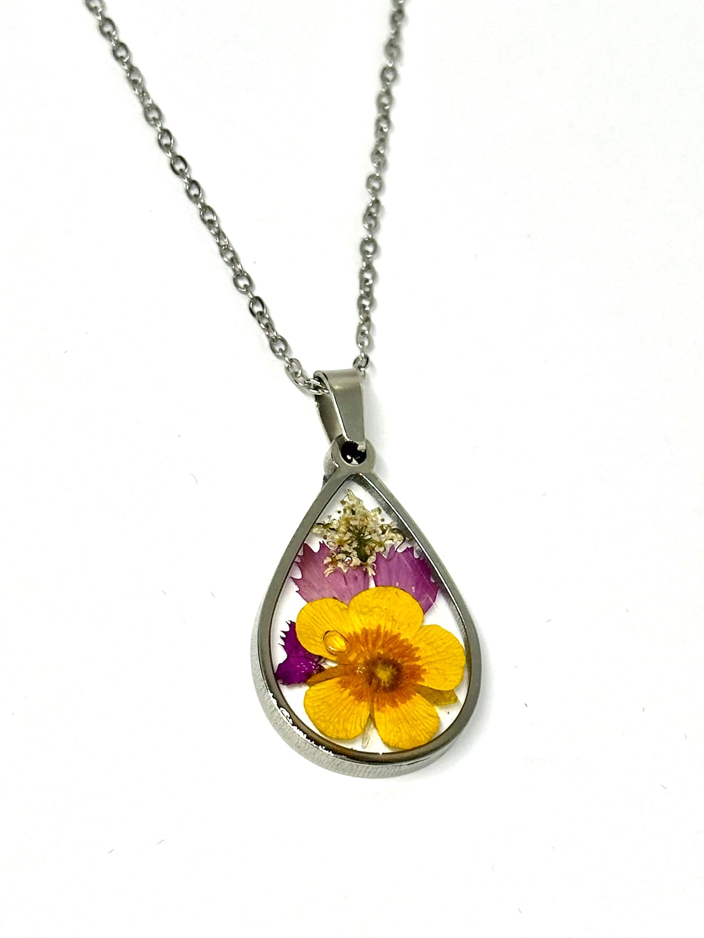 Vårträdgårdsdroppehalsband 