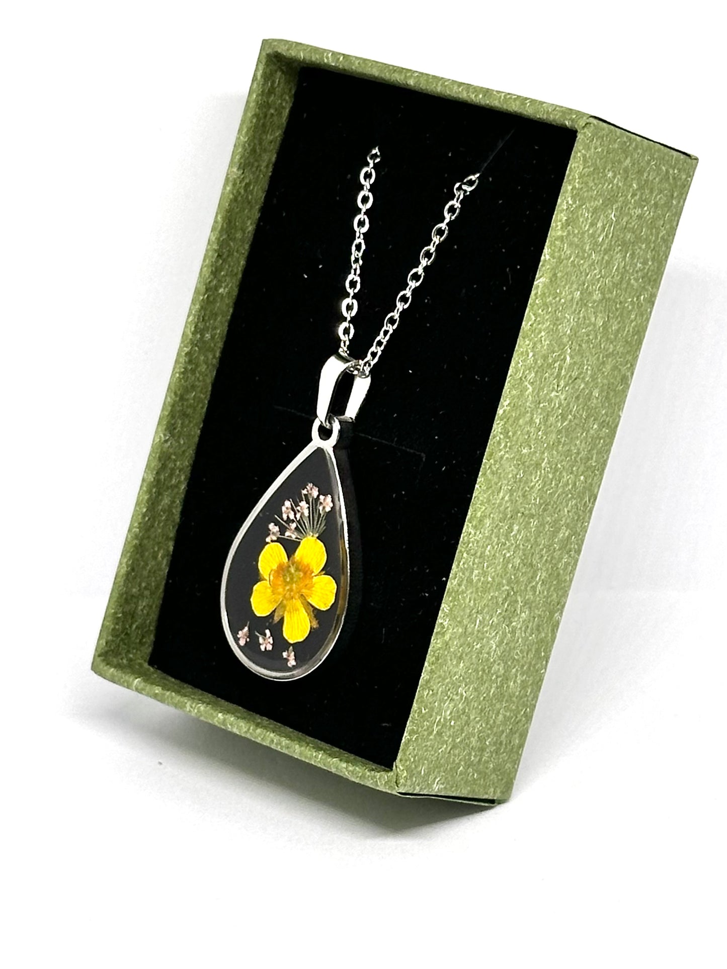 Smörblomma Halsband - Svart bakgrund