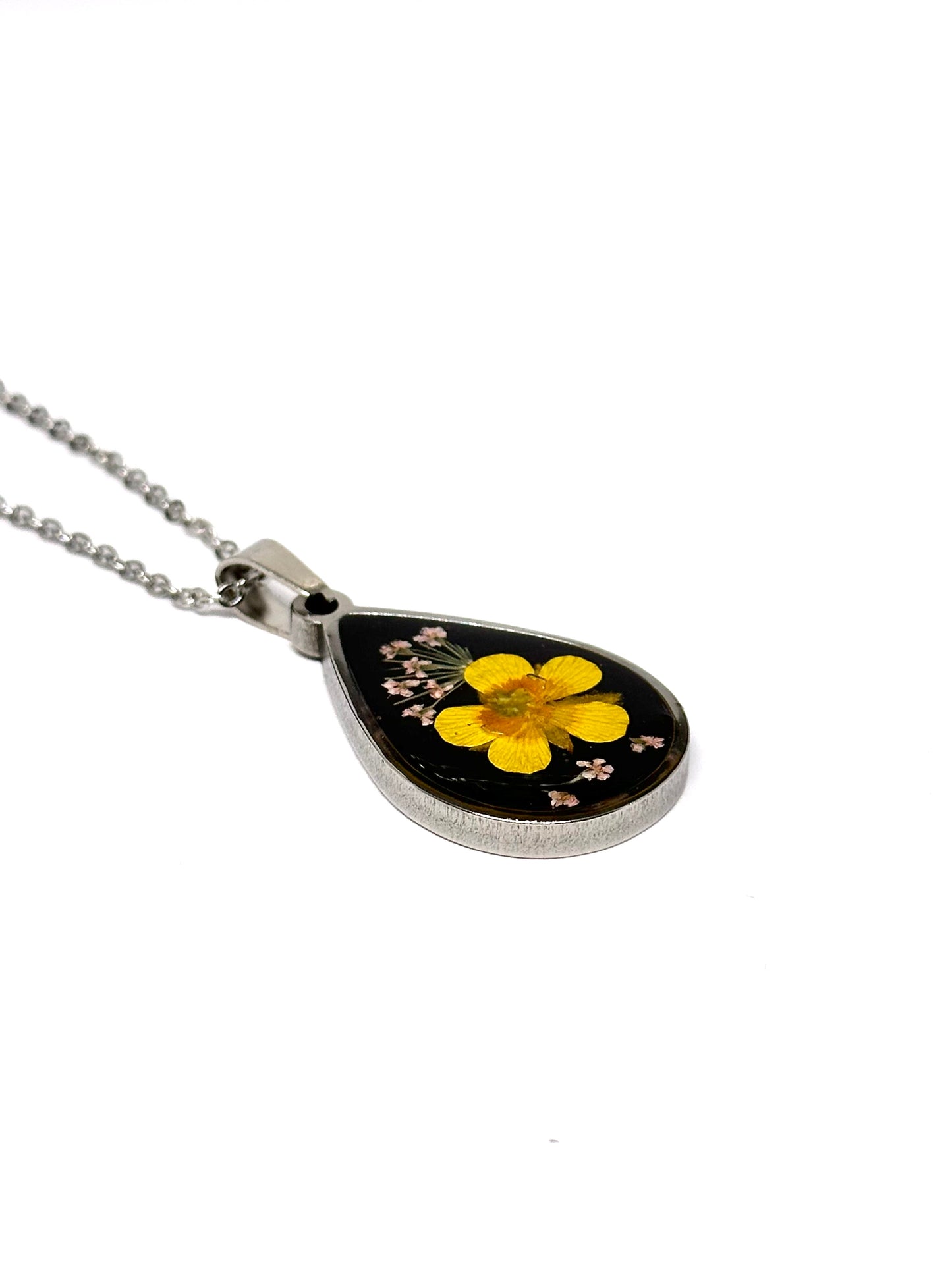 Smörblomma Halsband - Svart bakgrund