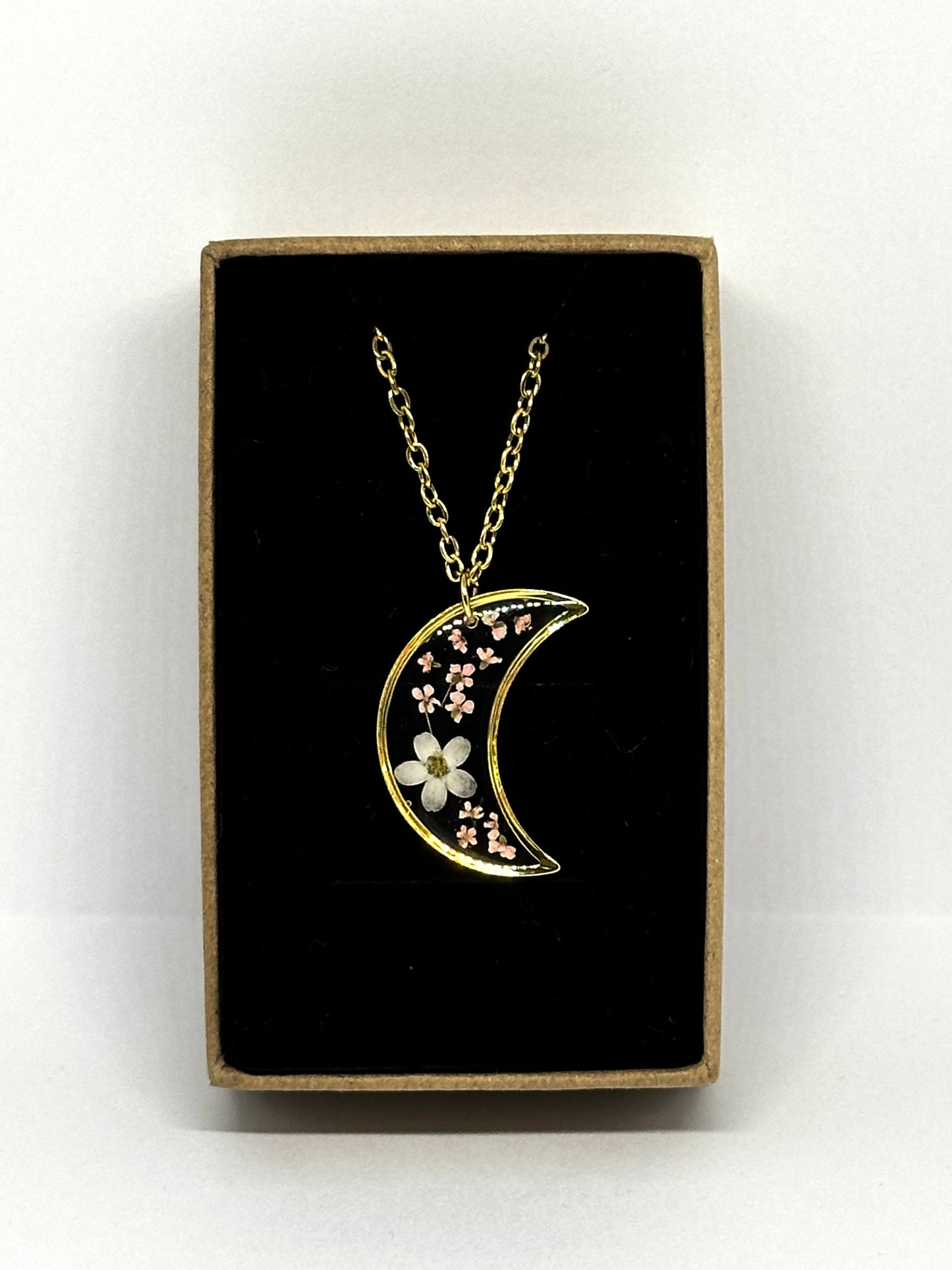 Luna Halsband – Vit Förgätmigej