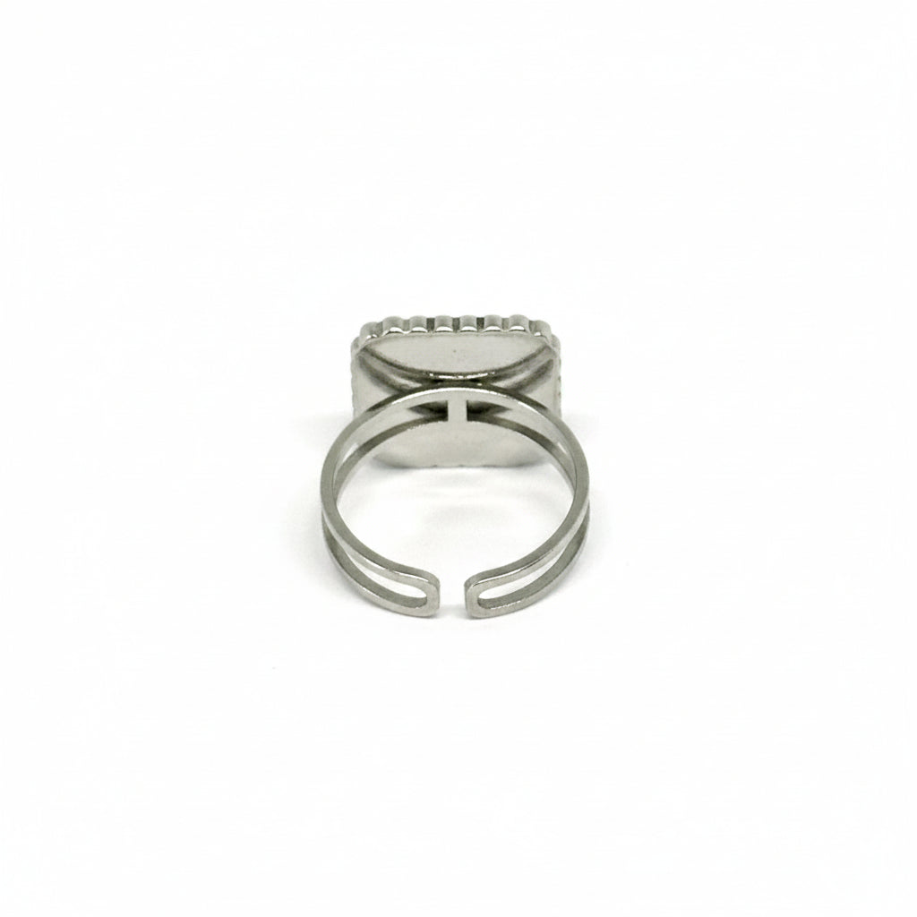 Tusensköna ring – smaragd