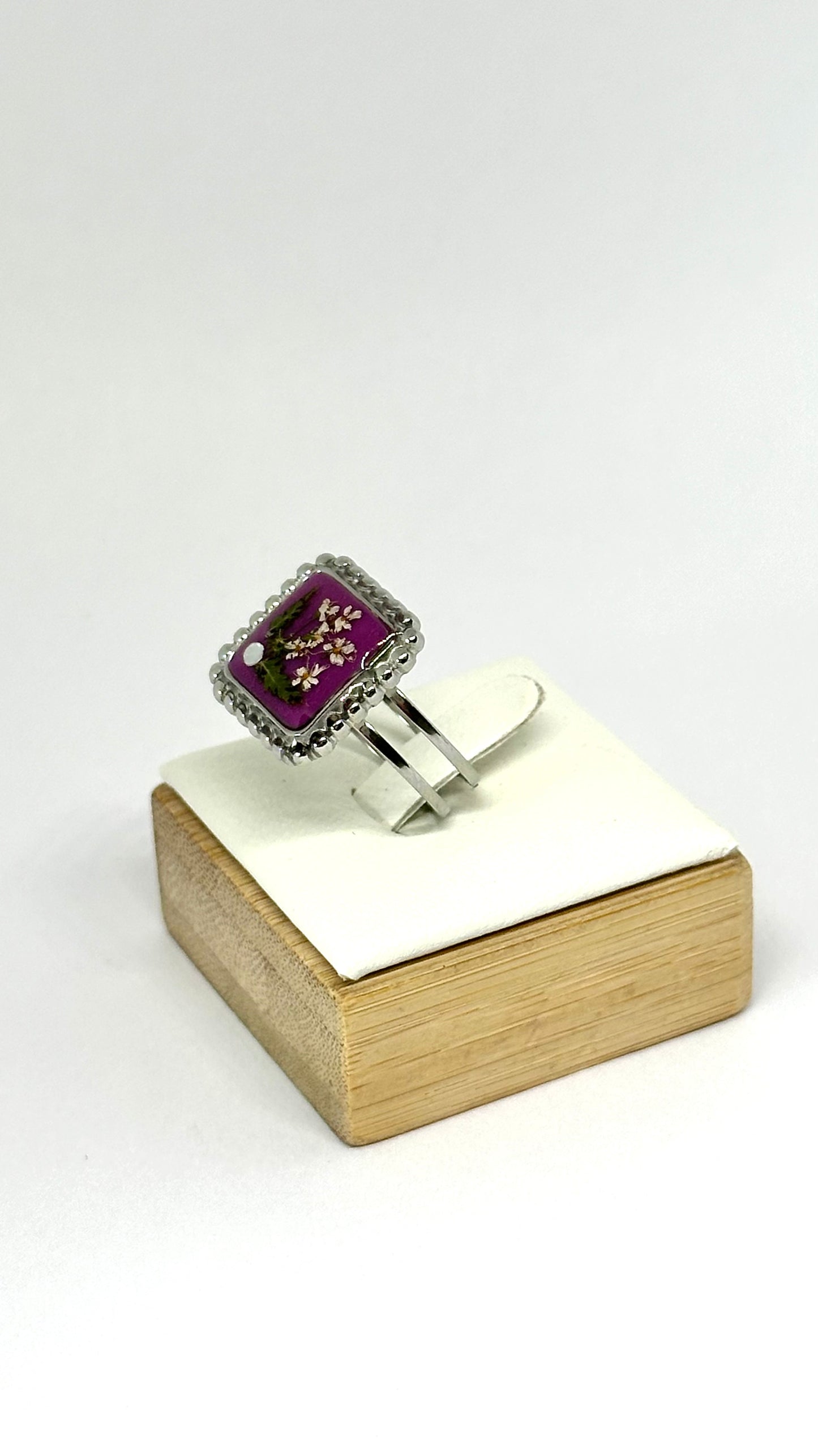 Botanical Purple Ring