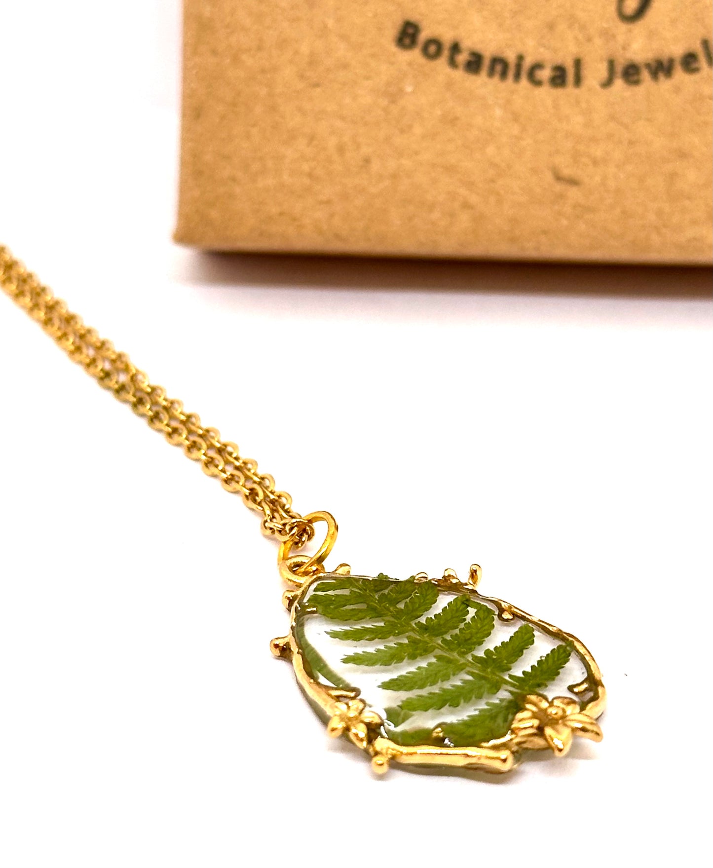 Collar Romance Helecho Silvestre