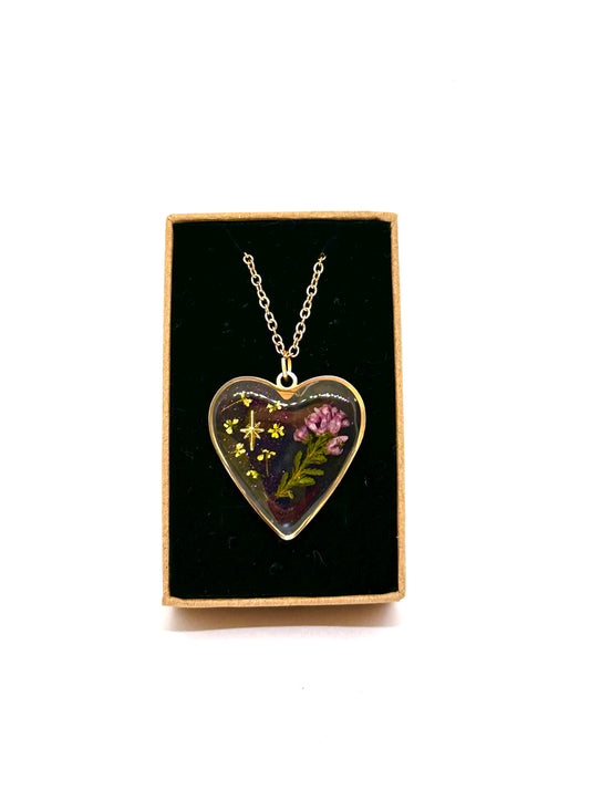 Collar Corazón Brezo